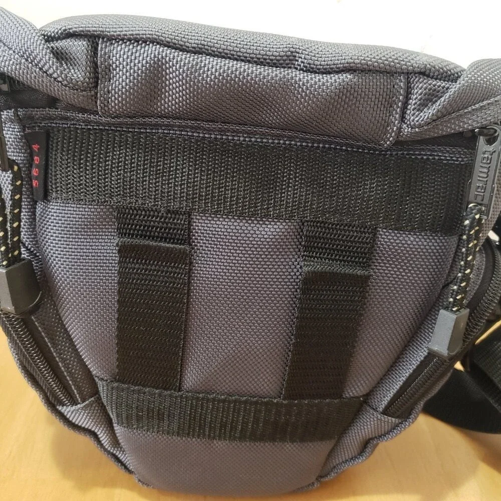 Tamrac Digital Series‎ SLR Holster 5684 Camera Bag